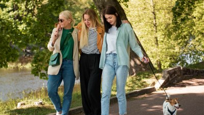 The Psychology of “Let’s Go for a Walk” When It’s Clearly Too Hot