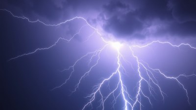 How a Flash of Lightning Can Jolt You Back Into Focus