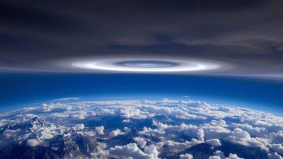 How the Tropopause Acts Like a Weather Lid