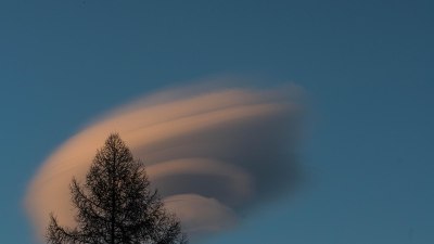 How Winds Funnel Through Gaps in Terrain