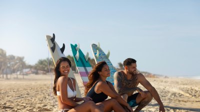 Heat Is That Friend Who Talks Over Everyone and Forgets Deodorant