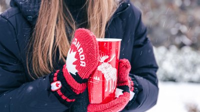 The Meteorological Mystery of Disappearing Gloves