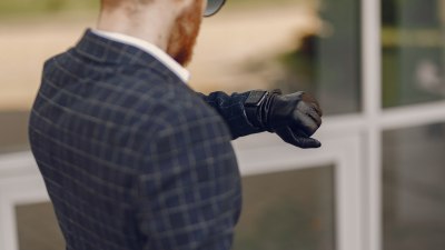 The Psychological Toll of Losing a Mitt in Public